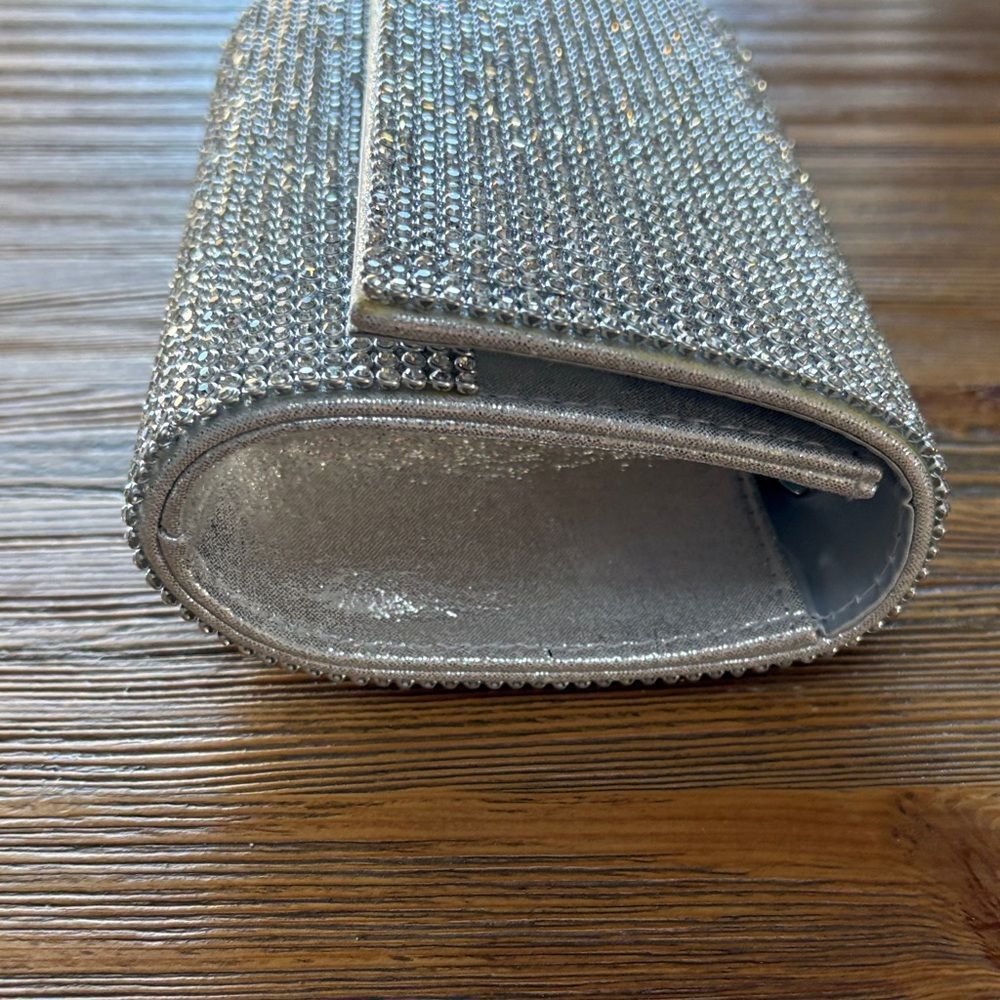 Sparkling Silver Rhinestone Clutch - Picture 4 of 11